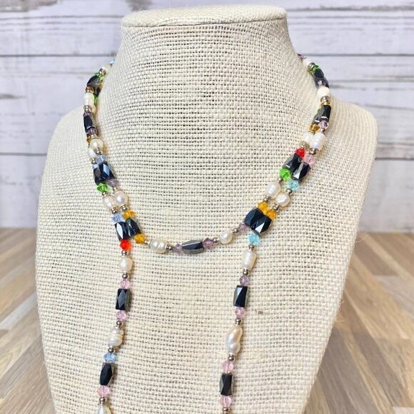 Multi Color Magnetic Beaded Necklace - Picture 2 of 7